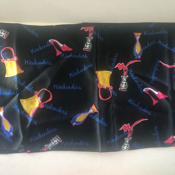 Weekenders Silk Scarf Perfume Lipstick Purse EUC - Picture 1 of 7